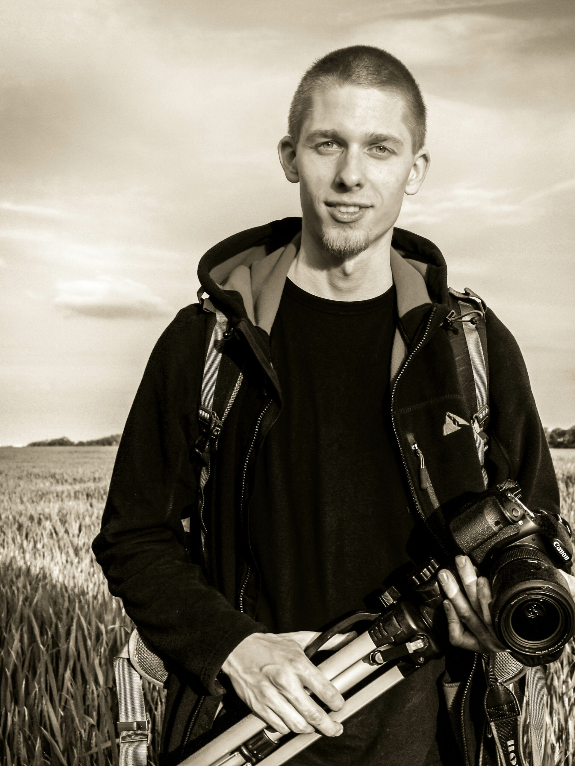 Christian Buhtz mit Fotografieausrüstung